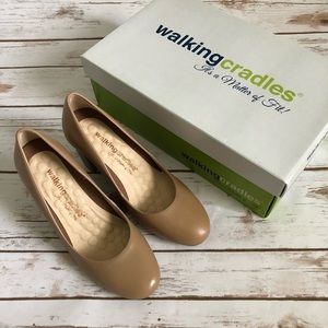 Walking Cradles Matisse pump heel